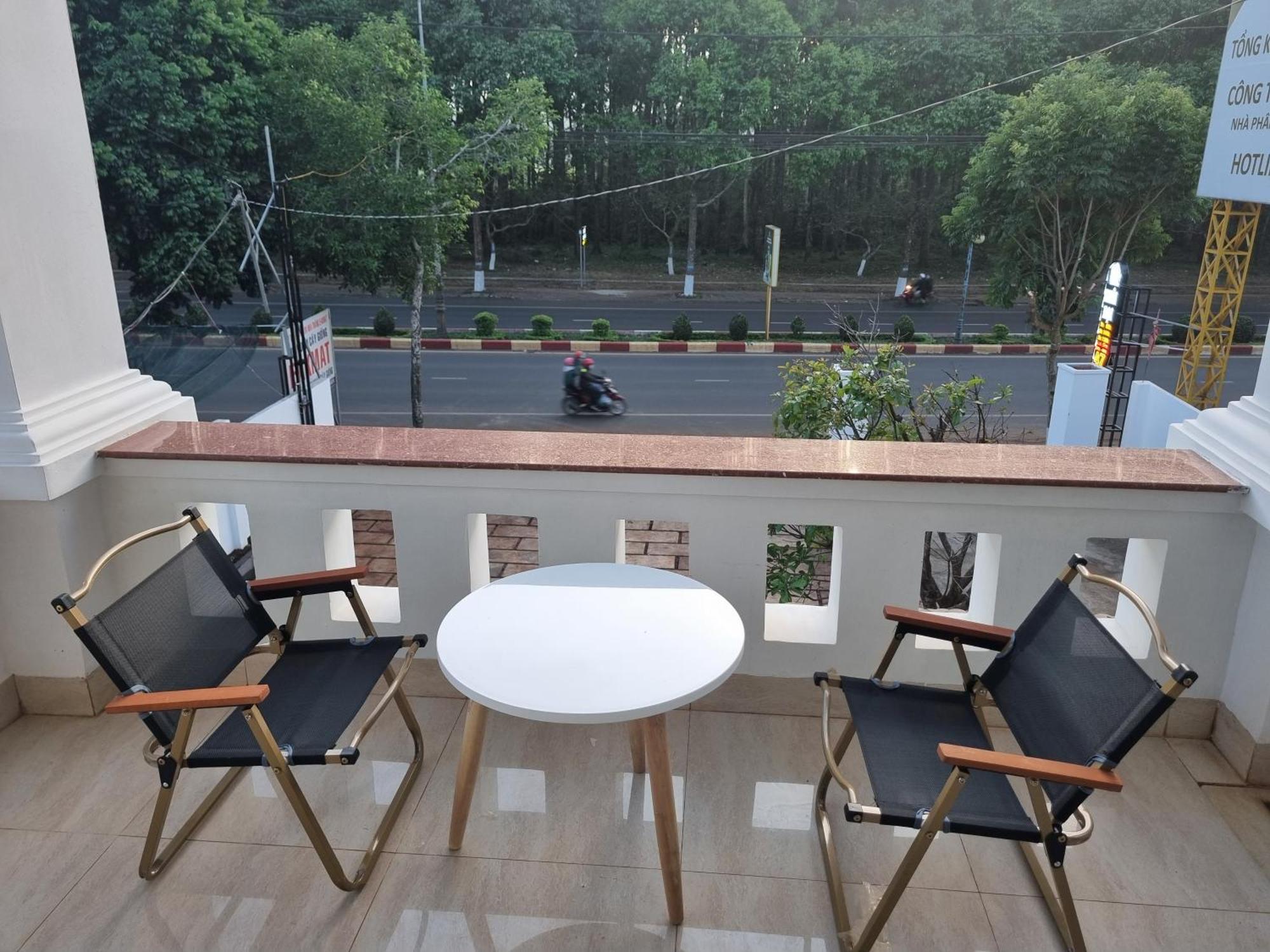 Khoi Dai Hotel Buon Ma Thuot Eksteriør bilde